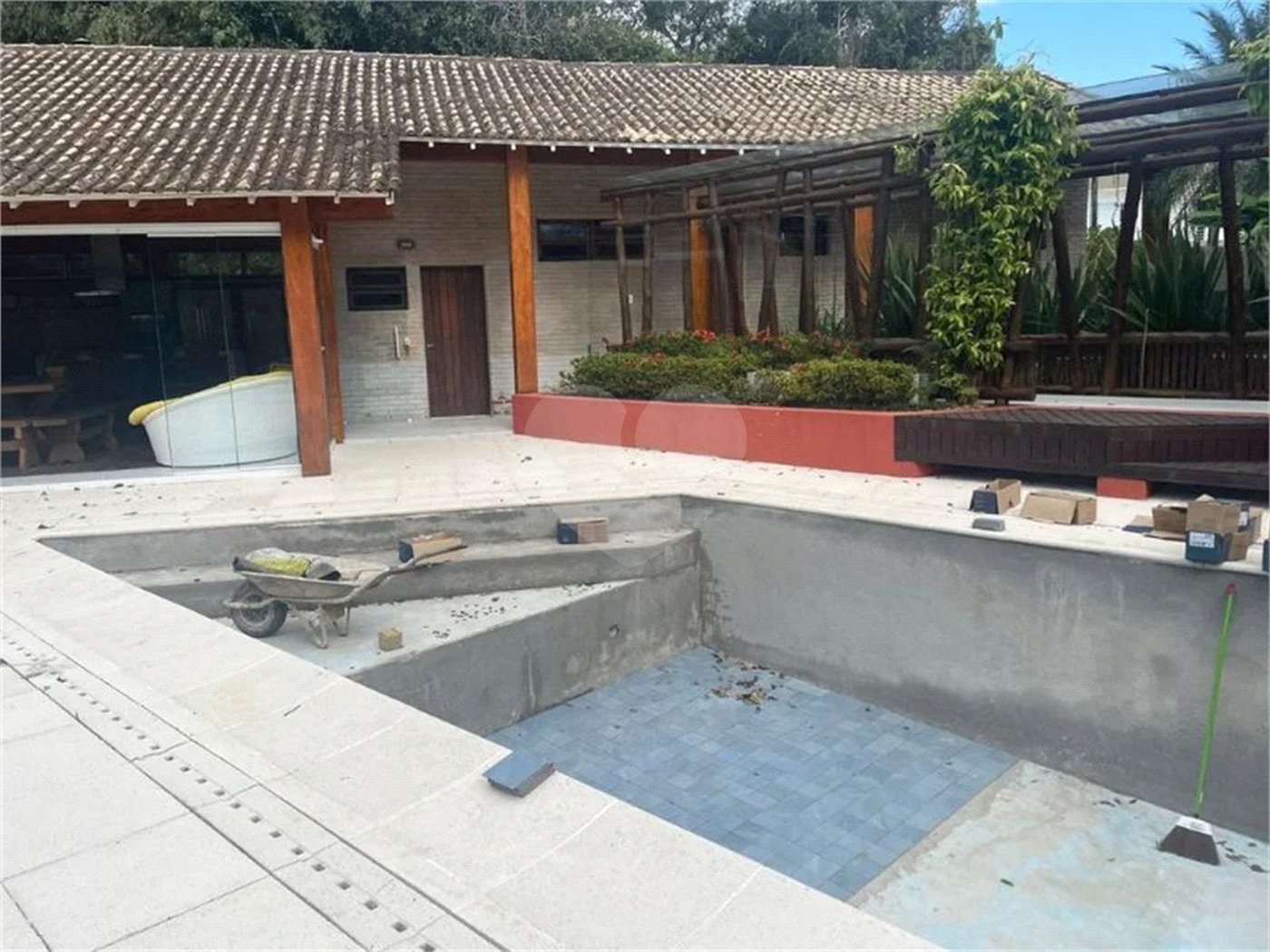 Casa à venda com 5 suítes em Costa do Sol, Bertioga, SP