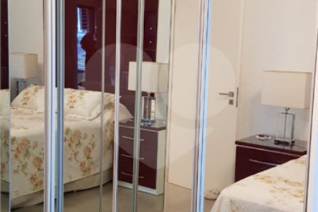APARTAMENTO DE FINO TRATO - UM POR ANDAR NA MOOCA BELO