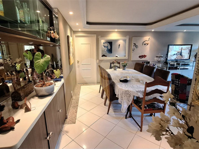 Apartamento à venda com 3 quartos, sendo 2 suítes,  em Perdizes, São Paulo, SP