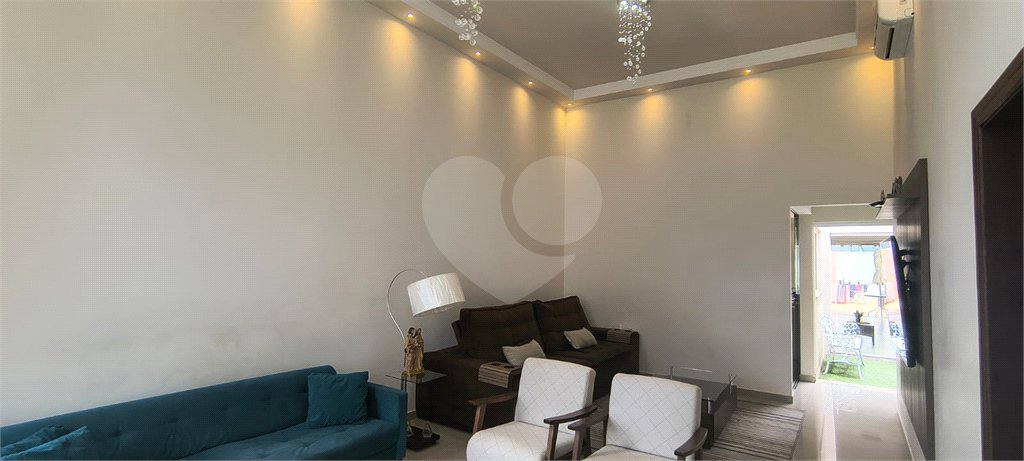 Casa à venda com 3 quartos, sendo 1 suíte, em Jardim Marabá, Itapetininga, SP
