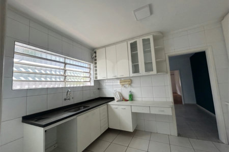 Casa à venda com 3 quartos, sendo 1 suíte,  em Santo Amaro, São Paulo, SP
