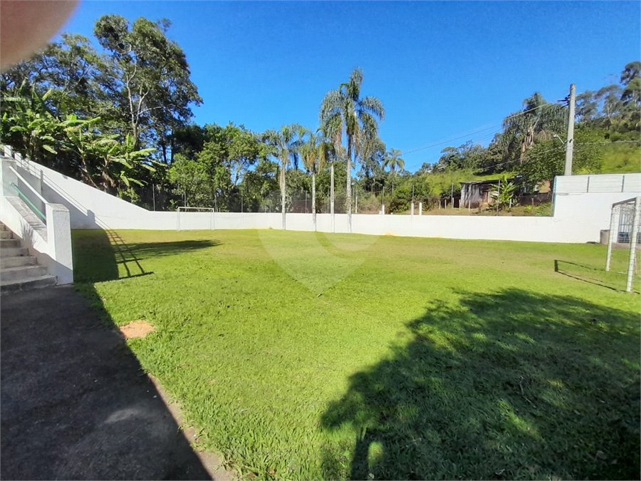 Chácara à venda com 3 quartos em Lavras, Mairiporã, SP