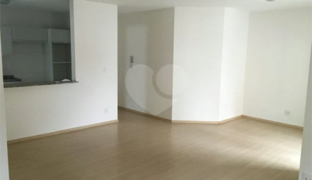 Apartamento para alugar com 3 quartos, sendo 2 suítes,  em Vila Andrade, São Paulo, SP