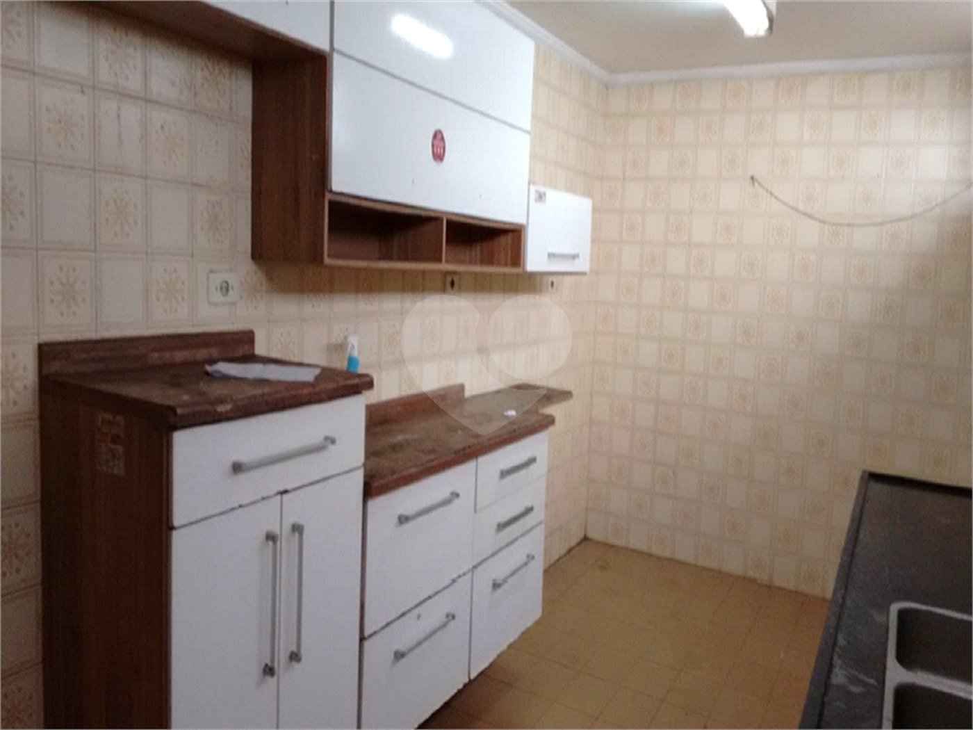 Casa à venda com 3 suítes em Jardim das Vertentes, São Paulo, SP