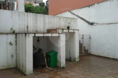 Sobrado à venda com 5 quartos, sendo 1 suíte, em Vila Mazzei, São Paulo, SP