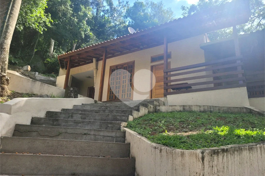 Sítio à venda com 6 quartos, sendo 3 suítes, em Serra da Cantareira, Mairiporã, SP
