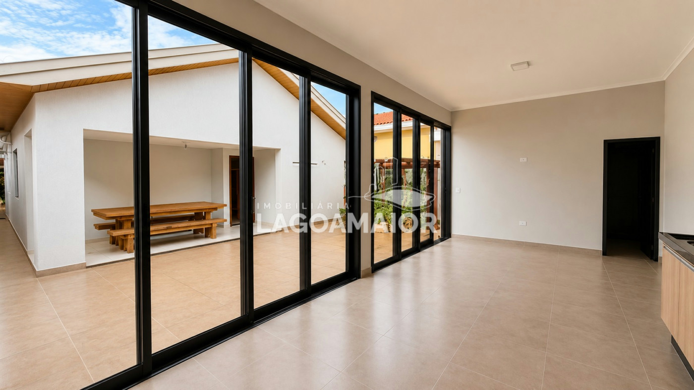 Casa à venda com 3 quartos, sendo 1 suíte,  em Vila Nova, Três Lagoas, MS