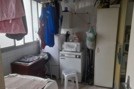 Apartamento à venda com 3 quartos, sendo 1 suíte, em Vila Pirajussara, São Paulo, SP