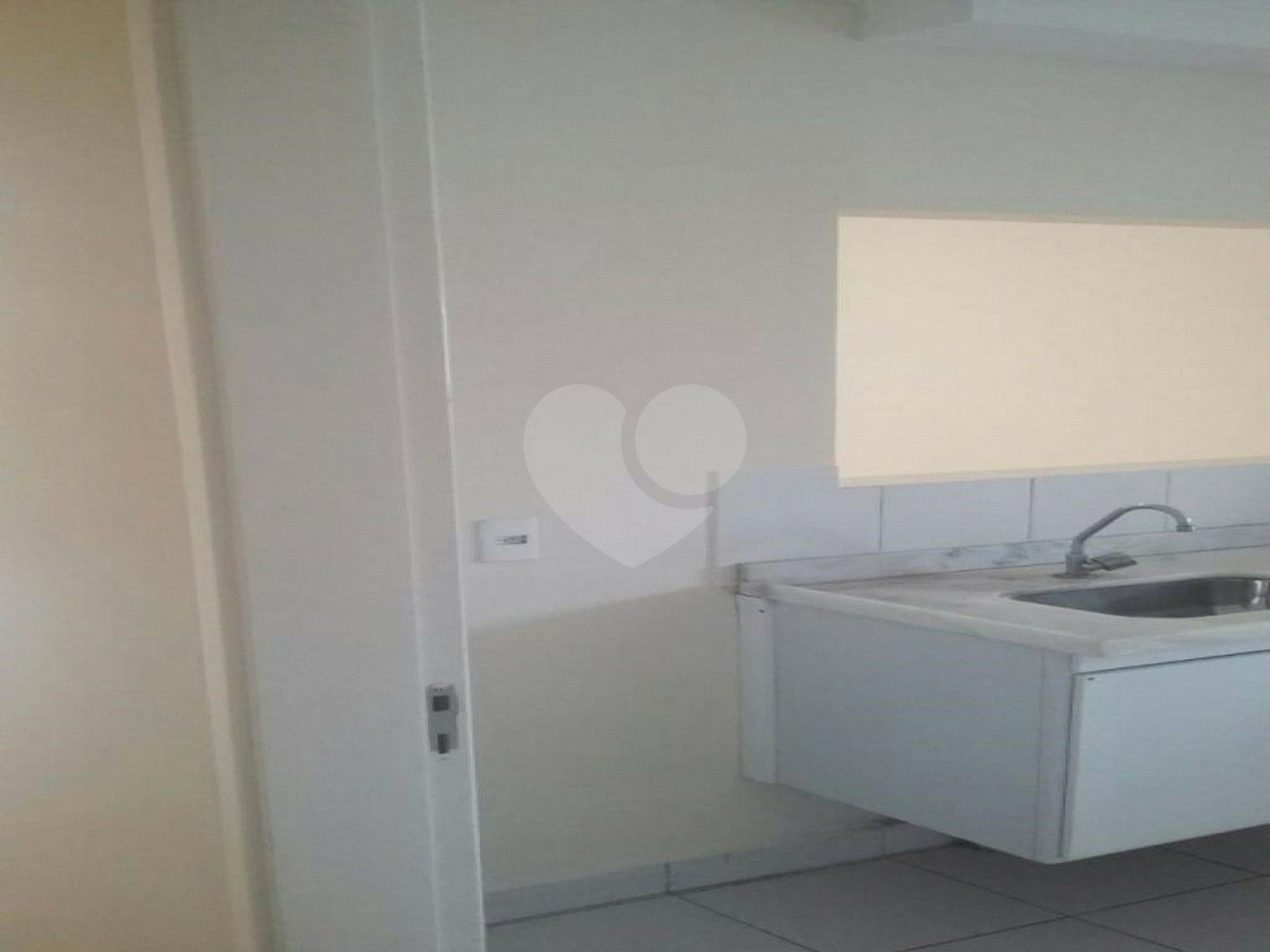 Apartamento à venda com 3 quartos, sendo 1 suíte,  em Jardim Luísa, São Paulo, SP