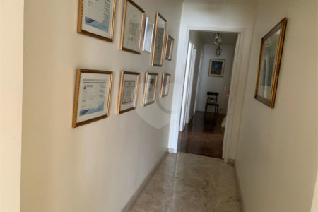 Apartamento à venda com 3 quartos, sendo 1 suíte, em Itaim Bibi, São Paulo, SP