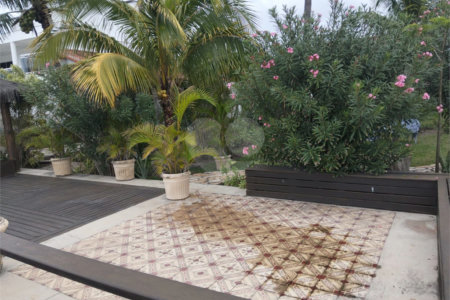 Casa em condomínio à venda com 3 quartos, sendo 2 suítes, em Portinho, Cabo Frio, RJ