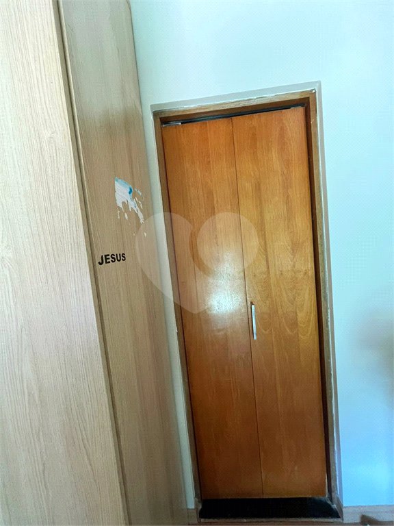 Sobrado à venda com 6 quartos, sendo 1 suíte,  em Horto, São Paulo, SP