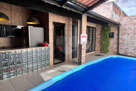 Sobrado à venda com 3 quartos, sendo 1 suíte,  em Jardim Modelo, Suzano, SP