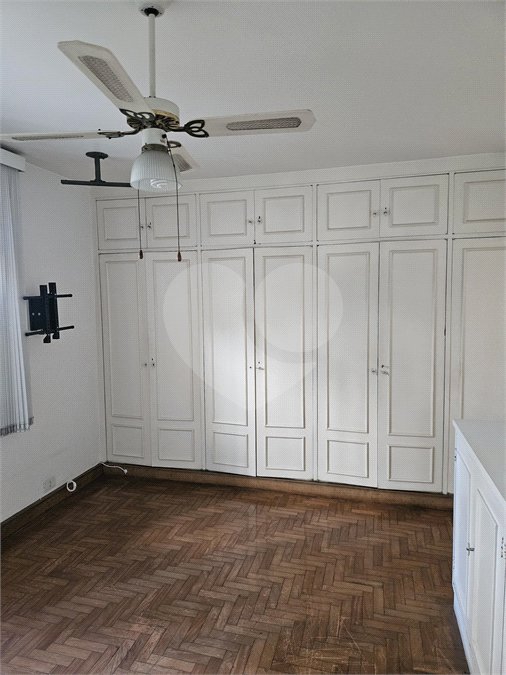 Apartamento à venda com 3 quartos, sendo 1 suíte,  em Itaim Bibi, São Paulo, SP