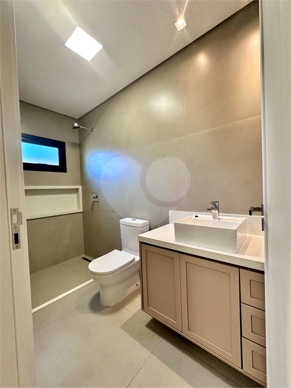 Casa à venda com 3 suítes no condomínio Residencial Florais Itália, Cuiabá - MT