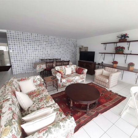 Apartamento Residencial à venda, Pitangueiras, Guarujá - AP0163.