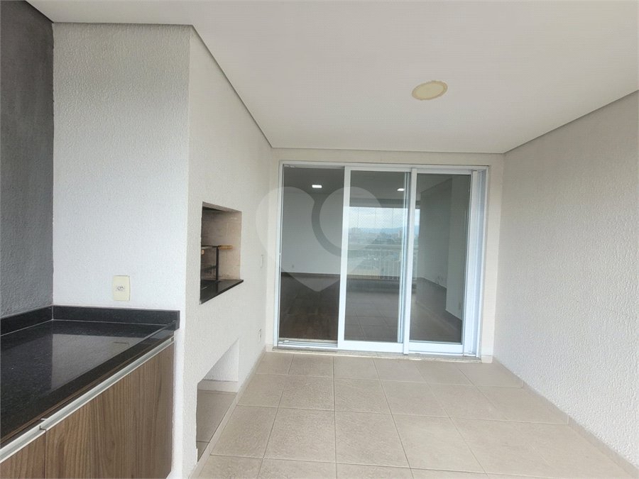 Apartamento à venda com 3 quartos, sendo 1 suíte, em Barra Funda, São Paulo, SP