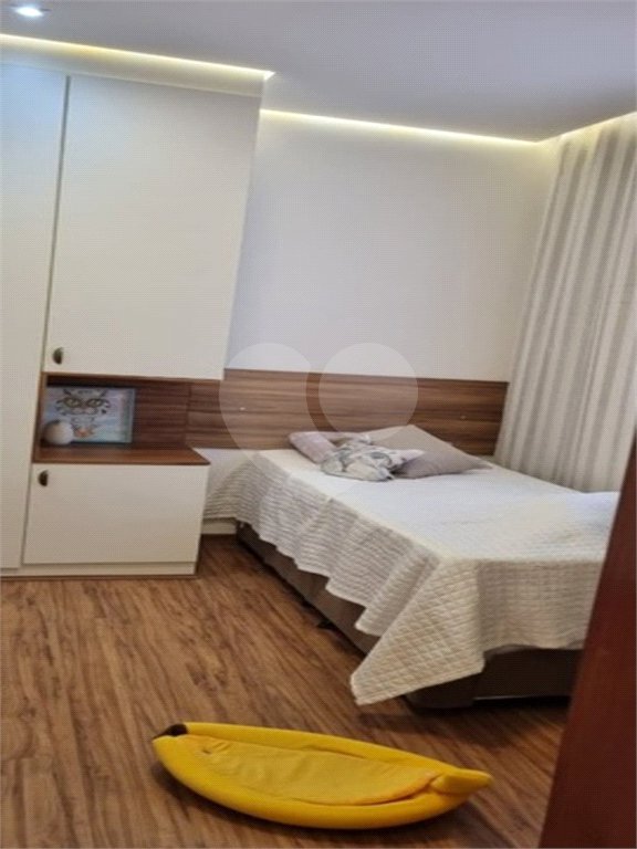 Casa à venda com 2 suítes no condomínio Residencial Pedro Julio, Mogi das Cruzes - SP