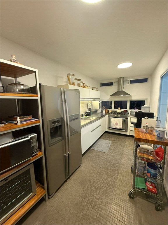 Apartamento à venda com 3 quartos, sendo 2 suítes,  em Vila Andrade, São Paulo, SP