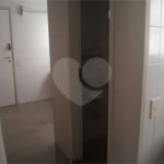 Apartamento à venda com 3 quartos, sendo 1 suíte, em Pinheiros, São Paulo, SP