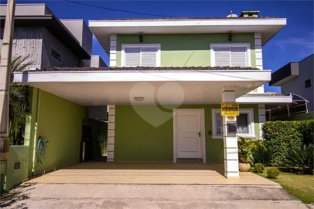 Casa à venda com 4 quartos, sendo 3 suítes,  no condomínio Altos da Serra Vi, São José dos Campos - SP