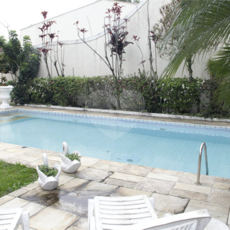 Casa à venda ou para alugar com 5 suítes em Jardim Leonor, São Paulo, SP