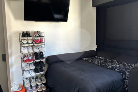 Apartamento à venda com 4 quartos, sendo 1 suíte, em Parque Tomas Saraiva, São Paulo, SP