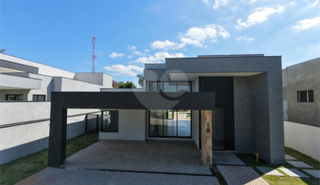 Casa à venda com 4 suítes no condomínio Saint Patrick, Sorocaba - SP