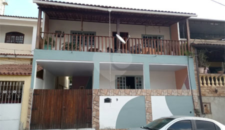 Casa à venda com 4 quartos, sendo 1 suíte,  em Campo Grande, Rio de Janeiro, RJ