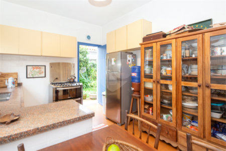 Casa à venda com 3 quartos, sendo 1 suíte, em Alto da Boa Vista, São Paulo, SP