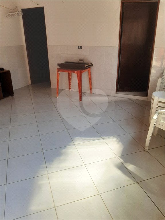 Sobrado à venda com 3 quartos, sendo 1 suíte, em Tremembé, São Paulo, SP