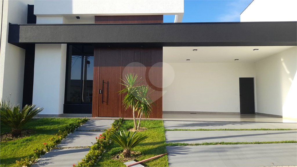 Casa à venda com 3 suítes no condomínio Jardim Laguna, Indaiatuba - SP