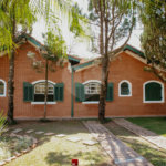 Chácara à venda com 10 quartos, sendo 2 suítes, em Mombaça, São Roque, SP