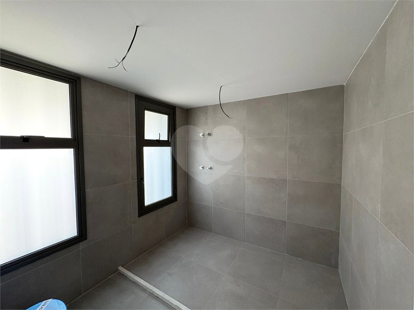 Apartamento à venda com 3 suítes em Alto da Lapa, São Paulo, SP