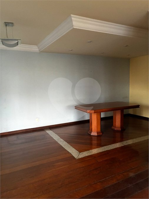 Apartamento à venda com 4 quartos, sendo 2 suítes, em Aclimação, São Paulo, SP