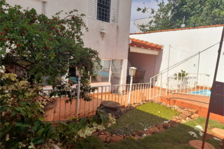 Casa com 4 dormitórios sendo 1 suíte a venda no bairro Samambaia