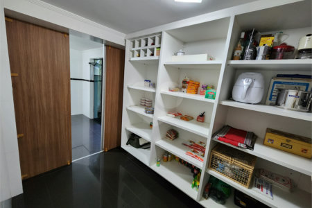 Casa à venda com 4 quartos, sendo 3 suítes,  em Vila Rosália, Guarulhos, SP