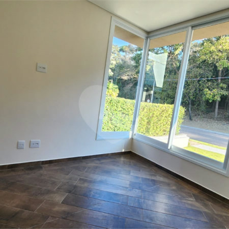 Casa à venda com 4 suítes no condomínio Santa Isabel I, Louveira - SP