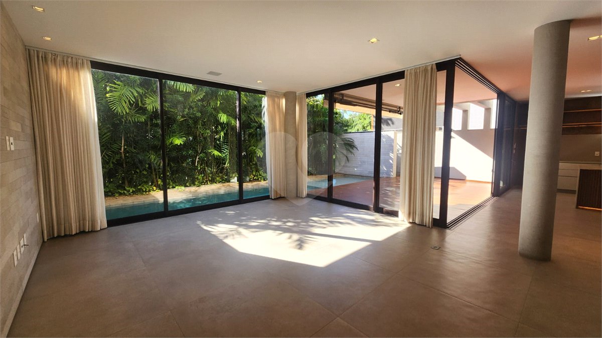 Casa à venda com 4 suítes no condomínio Mont Blanc, Sorocaba - SP