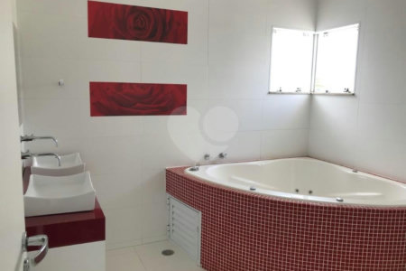 Casa à venda com 3 suítes no condomínio Aldeia da Mata, Votorantim - SP