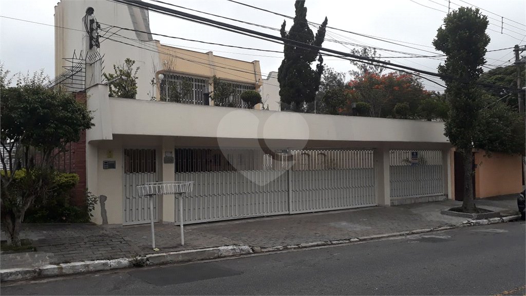 Sobrado à venda com 4 quartos, sendo 3 suítes, em Jardim São Bento, São Paulo, SP