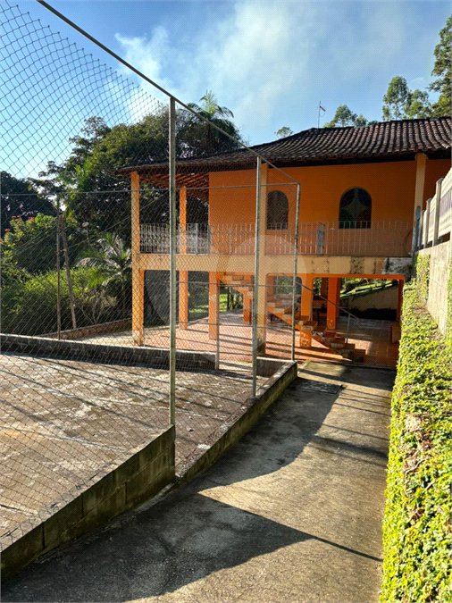 Sítio à venda com 5 quartos, sendo 1 suíte,  em Mirante do Arujá, Arujá, SP
