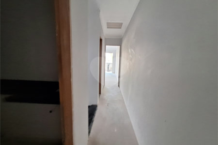 Sobrado à venda com 3 quartos, sendo 1 suíte, em Vila do Castelo, São Paulo, SP