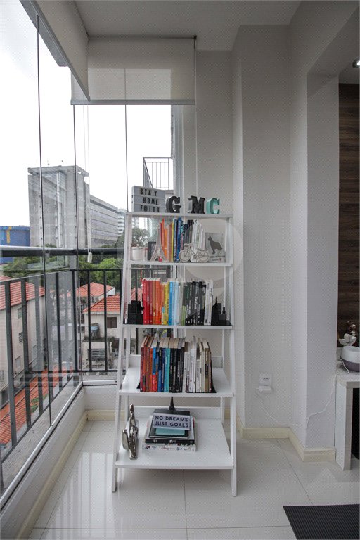Apartamento à venda com 2 quartos, sendo 1 suíte,  em Vila Guarani (z Sul), São Paulo, SP