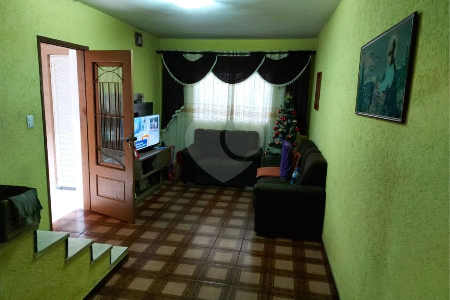 Casa à venda com 2 quartos, sendo 1 suíte, em Vila Medeiros, São Paulo, SP