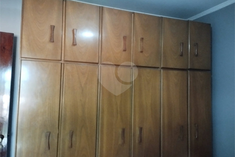 Sobrado à venda com 4 quartos, sendo 1 suíte, em Tremembé, São Paulo, SP