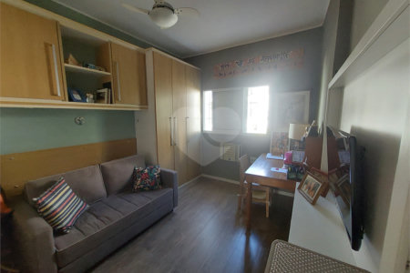 Casa de Vila à venda com 3 quartos, sendo 1 suíte,  em Tijuca, Rio de Janeiro, RJ