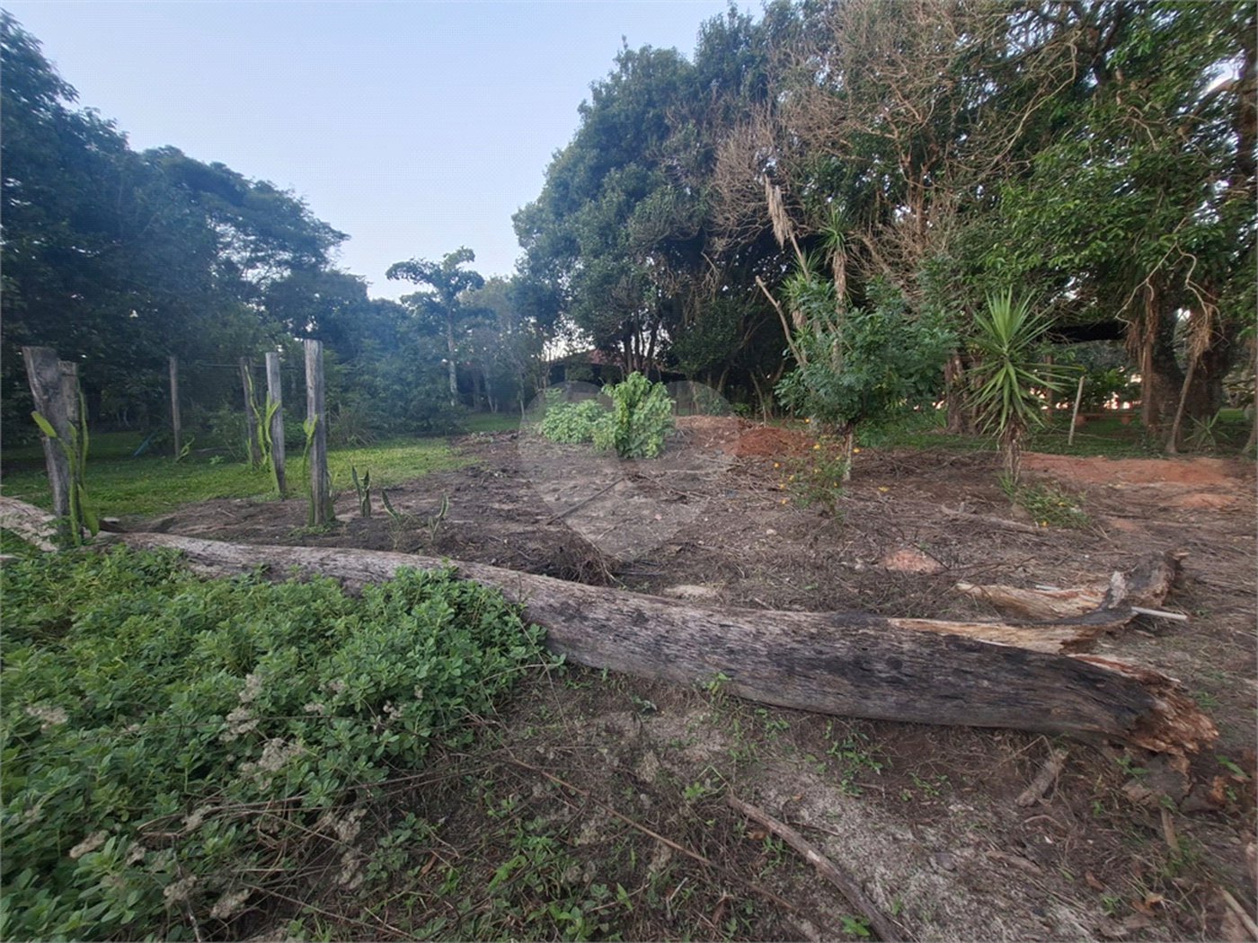 Chácara à venda com 3 quartos, sendo 1 suíte,  em Ribeirãozinho, Alambari, SP
