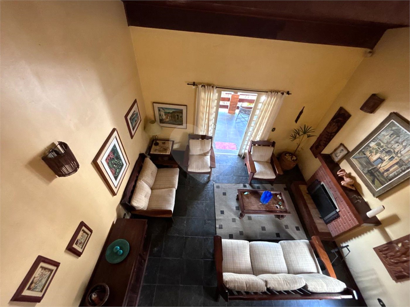 Casa à venda com 5 quartos, sendo 2 suítes,  em Jardim Maristela, Atibaia, SP