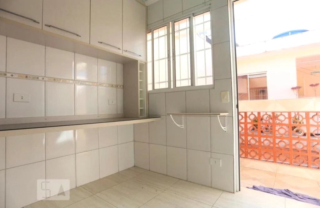 Casa à venda com 2 quartos, sendo 1 suíte,  em Jardim Ivana, São Paulo, SP